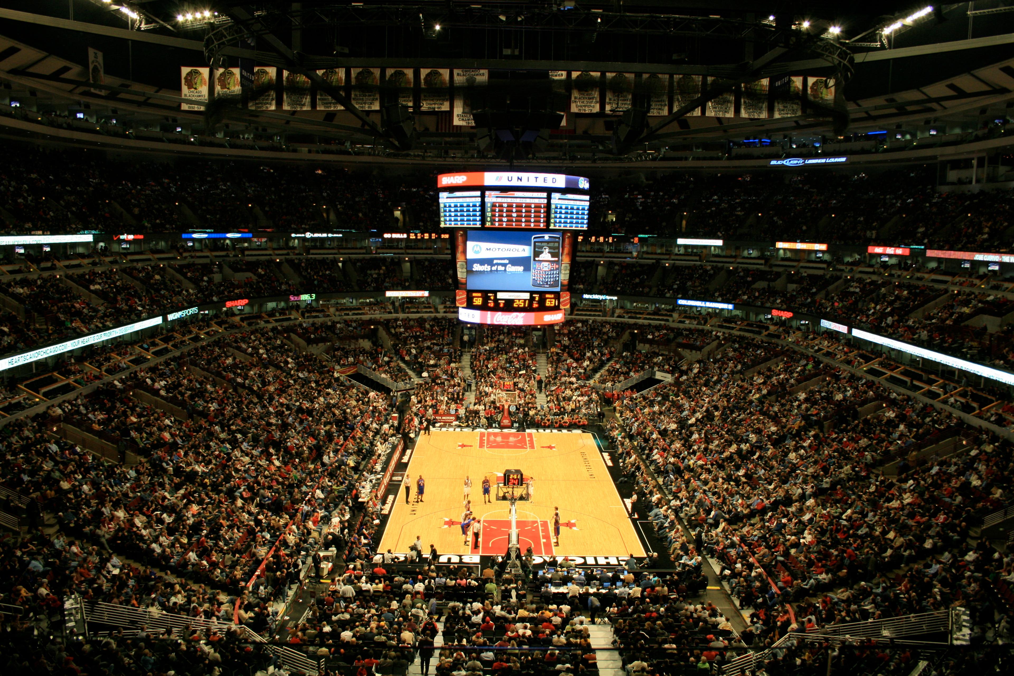 Charlotte Hornets at Chicago Bulls