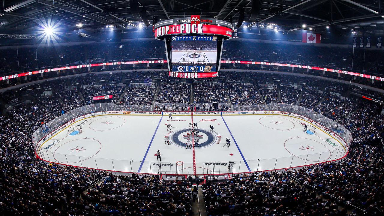 St. Louis Blues at Winnipeg Jets